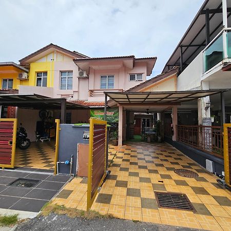 Homestay Lanik Saujana Utama 2 双溪毛糯 外观 照片